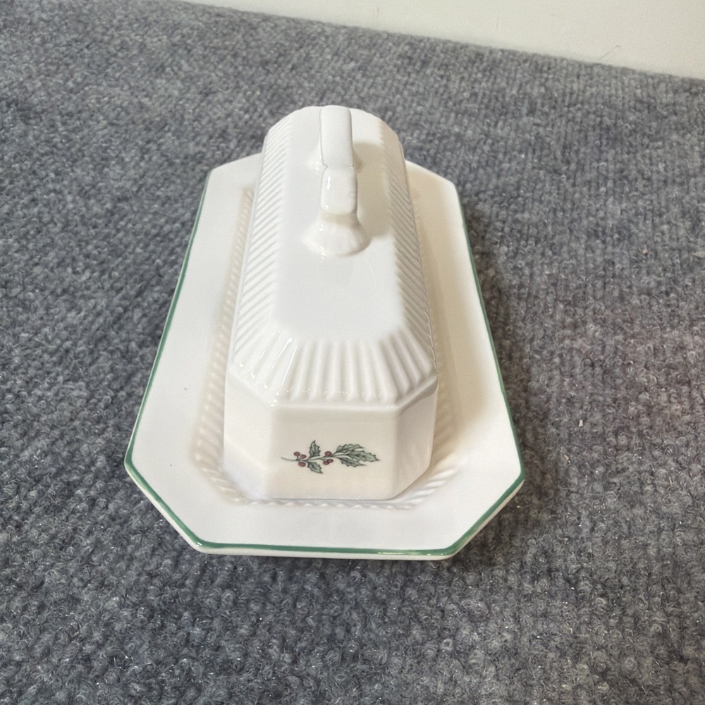 Vintage 1979 Nikko Christmastime Butter Dish - Picture 2 of 6